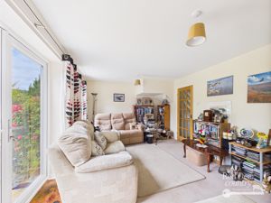 Sitting Room- click for photo gallery